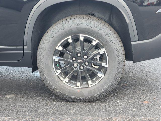 Photo of 2026 Mosaic Black Metallic Chevrolet Traverse