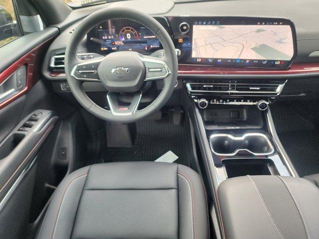 Photo of 2026 Mosaic Black Metallic Chevrolet Traverse