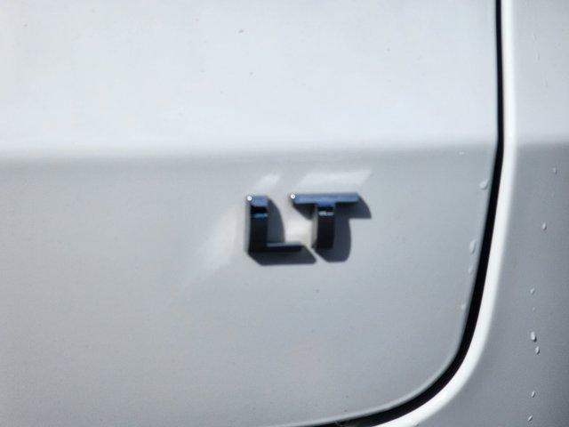 Photo of 2025 Summit White Chevrolet Trailblazer