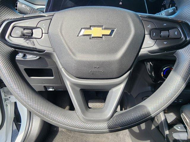 Photo of 2025 Summit White Chevrolet Trailblazer
