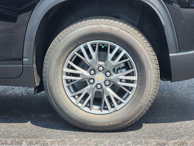 Photo of 2025 Mosaic Black Metallic Chevrolet Traverse