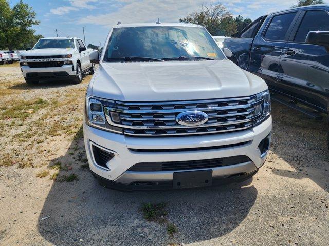 Photo of 2018 White Platinum Metallic Tri-Coat Ford Expedition