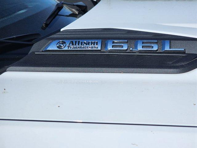 Photo of 2025 Summit White Chevrolet Silverado 2500