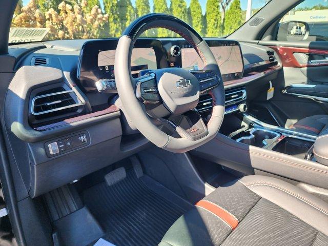 Photo of 2026 Mosaic Black Metallic Chevrolet Traverse