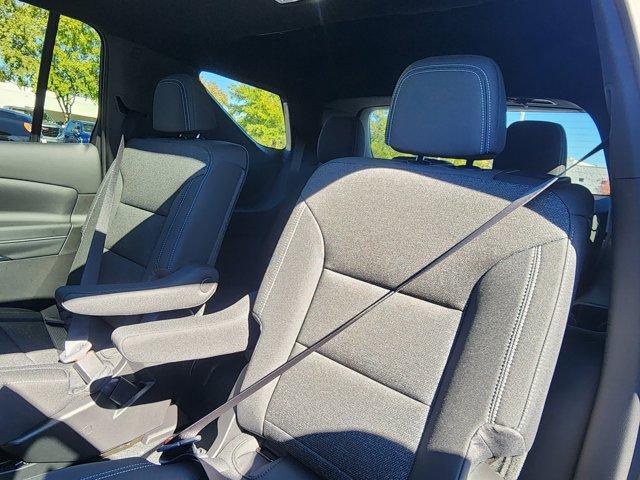 Photo of 2026 Mosaic Black Metallic Chevrolet Traverse