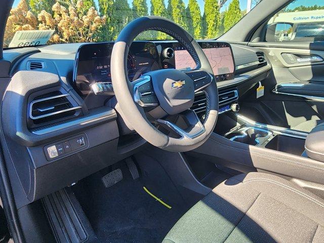 Photo of 2026 Mosaic Black Metallic Chevrolet Traverse