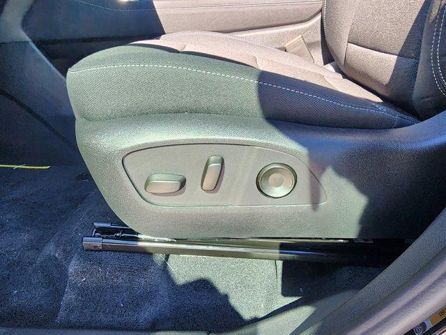 Photo of 2026 Mosaic Black Metallic Chevrolet Traverse