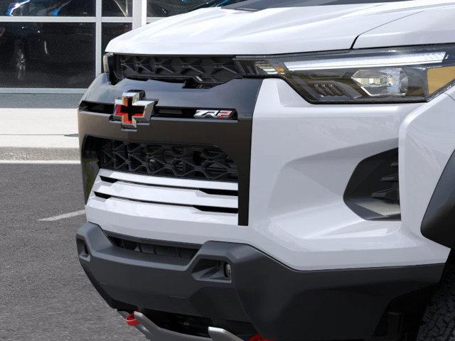Photo of 2026 Summit White Chevrolet Colorado