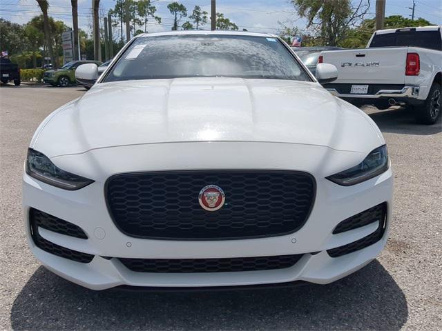 Photo of 2020 Fuji White Jaguar XE