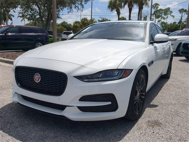 Photo of 2020 Fuji White Jaguar XE
