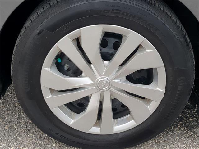 Photo of 2024 Gun Metallic Nissan Versa
