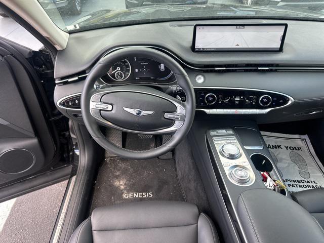 Photo of 2025 Vik Black Genesis GV70