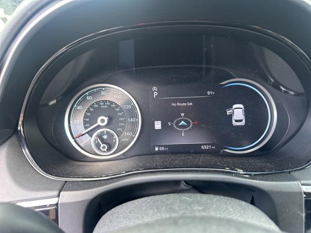 Photo of 2025 Vik Black Genesis GV70