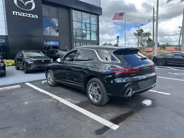 Photo of 2025 Vik Black Genesis GV70