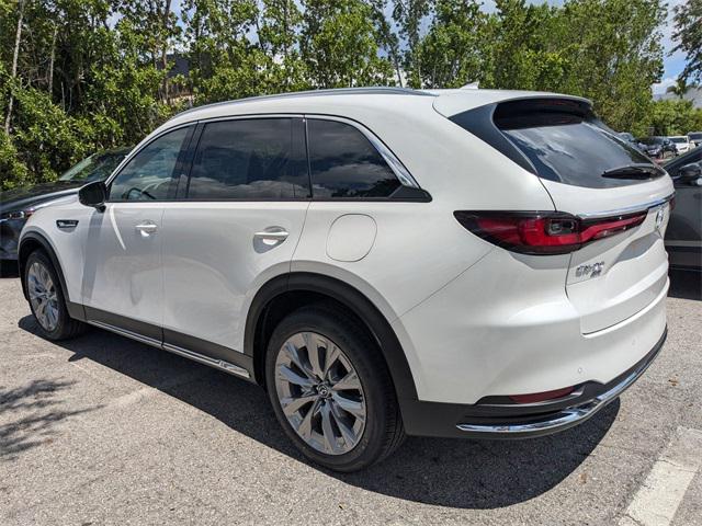 Photo of 2025 Rhodium White Premium Mazda CX-90