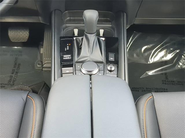 Photo of 2025 Pearl Mazda CX-50 Hybrid