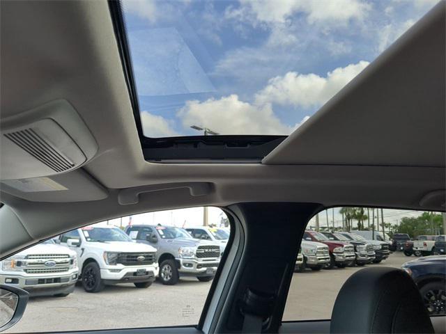 Photo of 2025 Pearl Mazda CX-50 Hybrid