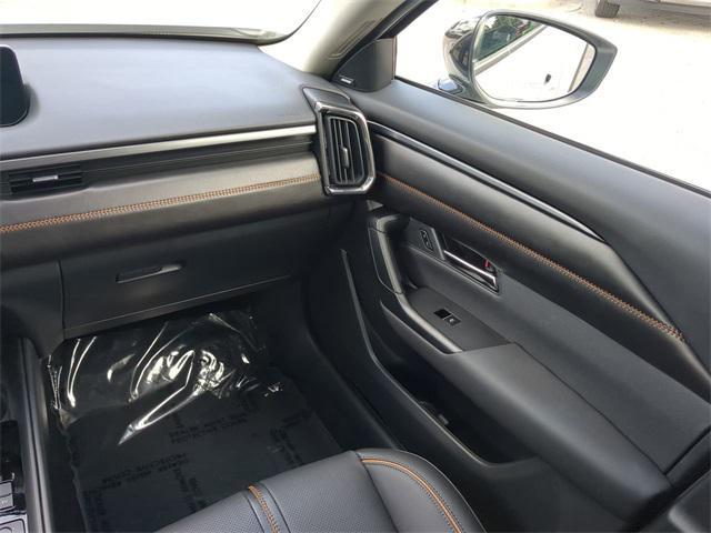 Photo of 2025 Pearl Mazda CX-50 Hybrid