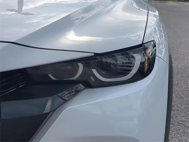 Photo of 2025 Pearl Mazda CX-50 Hybrid