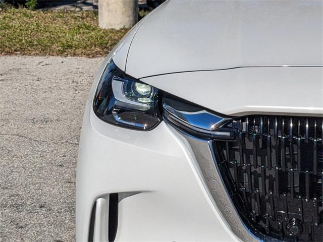Photo of 2025 Rhodium White Premium Mazda CX-90 PHEV