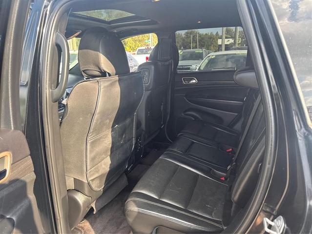 Photo of 2017 black Jeep Grand Cherokee