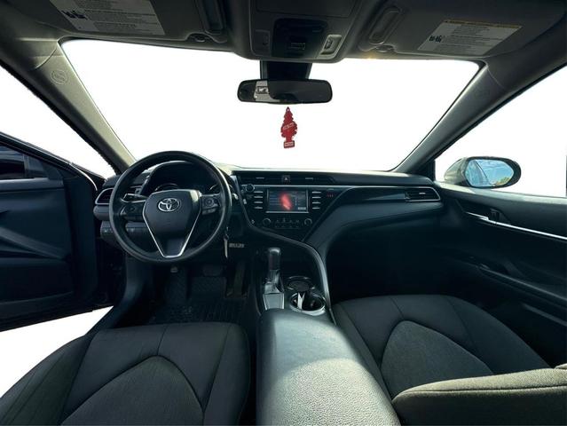 Photo of 2019 black Toyota Camry