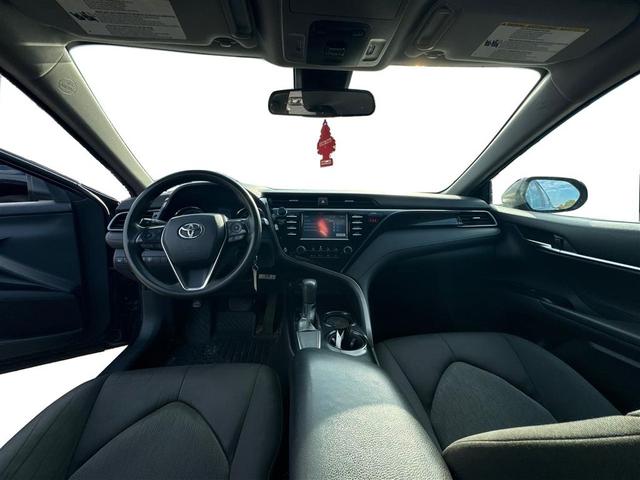 Photo of 2019 black Toyota Camry