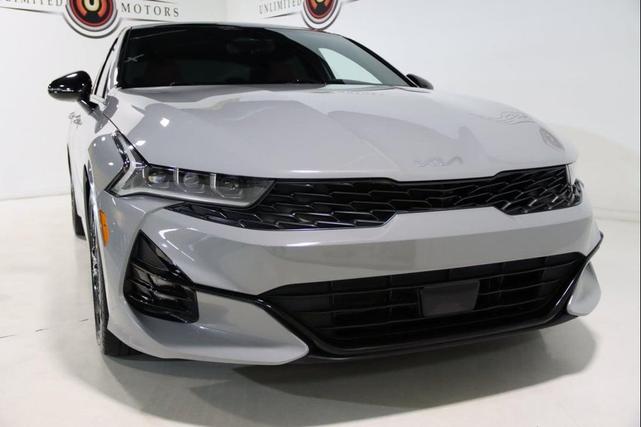 Photo of 2023 Wolf Gray Kia K5