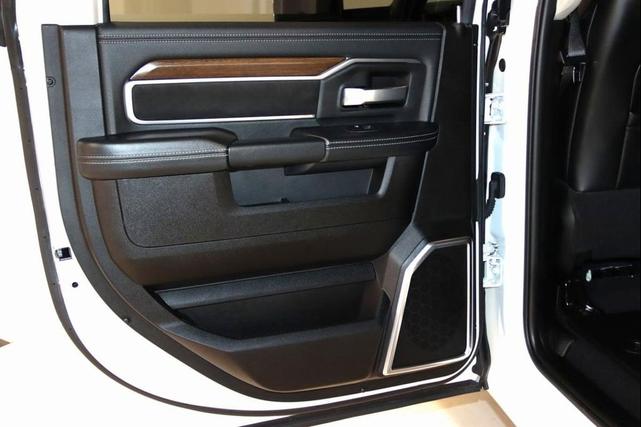 Photo of 2024 Bright White Clearcoat RAM 2500