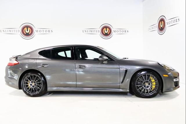 Photo of 2013 Agate Gray Metallic Porsche Panamera