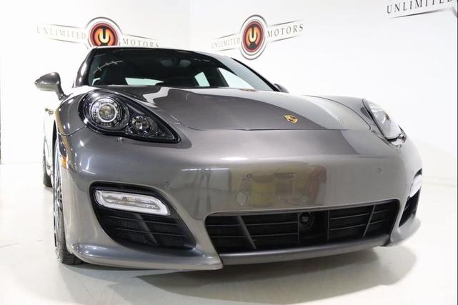 Photo of 2013 Agate Gray Metallic Porsche Panamera
