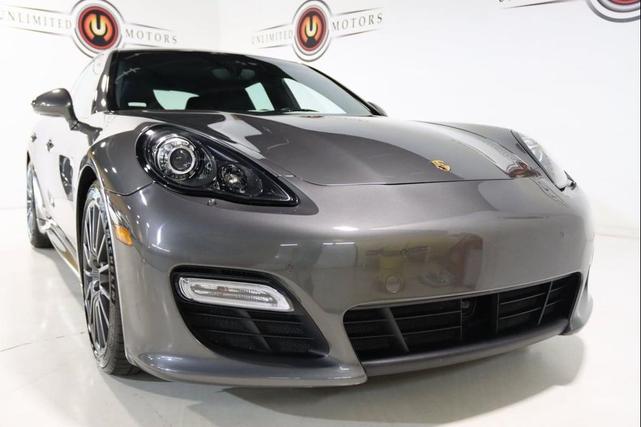 Photo of 2013 Agate Gray Metallic Porsche Panamera