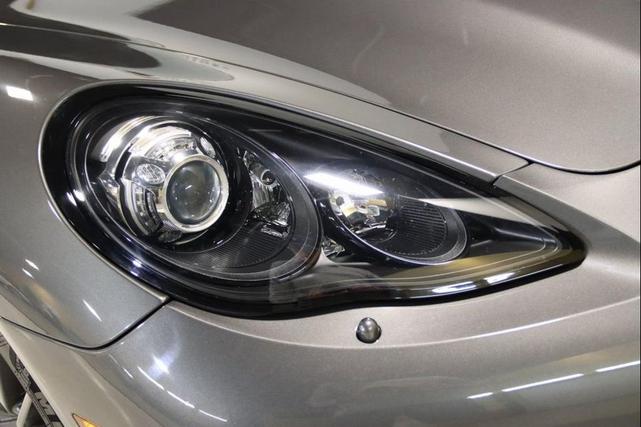 Photo of 2013 Agate Gray Metallic Porsche Panamera