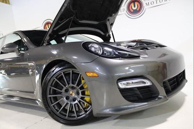 Photo of 2013 Agate Gray Metallic Porsche Panamera