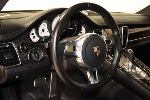 Photo of 2013 Agate Gray Metallic Porsche Panamera