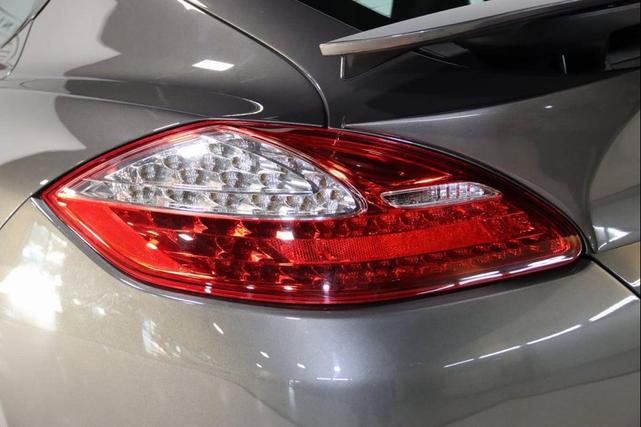 Photo of 2013 Agate Gray Metallic Porsche Panamera