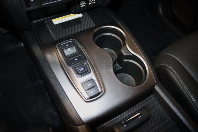 Photo of 2022 Platinum White Pearl Honda Pilot