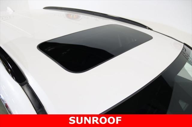 Photo of 2022 Platinum White Pearl Honda Pilot