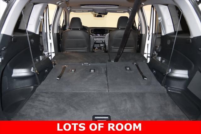 Photo of 2022 Platinum White Pearl Honda Pilot