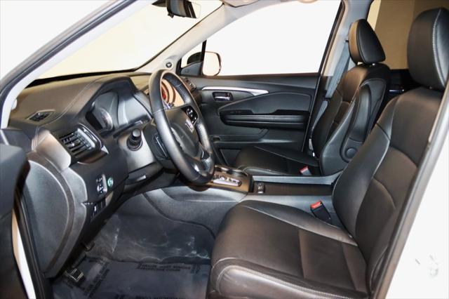 Photo of 2022 Platinum White Pearl Honda Pilot