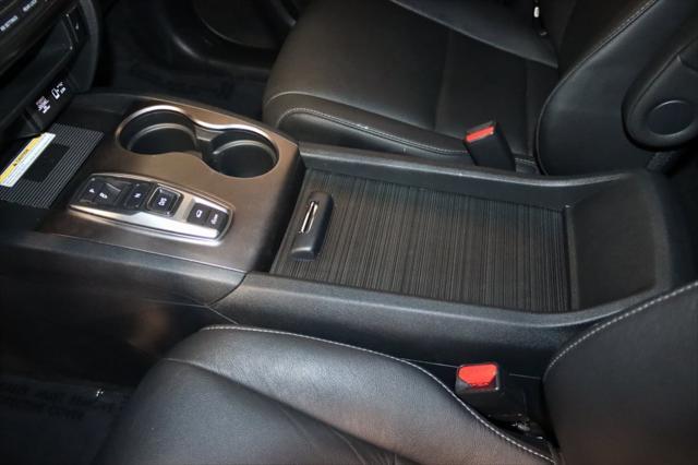 Photo of 2022 Platinum White Pearl Honda Pilot