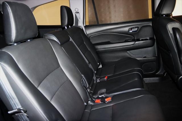 Photo of 2022 Platinum White Pearl Honda Pilot