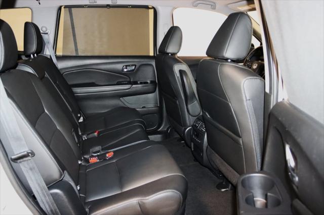 Photo of 2022 Platinum White Pearl Honda Pilot