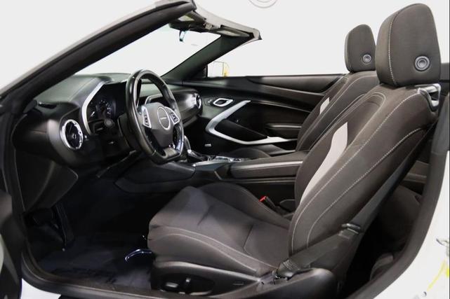 Photo of 2018 Summit White Chevrolet Camaro