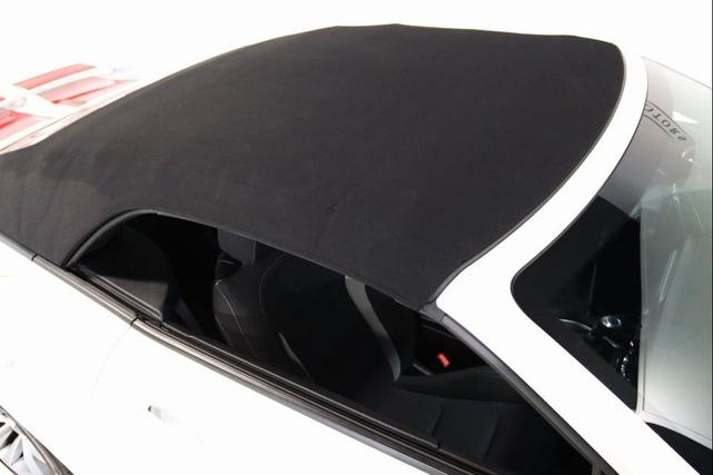 Photo of 2018 Summit White Chevrolet Camaro