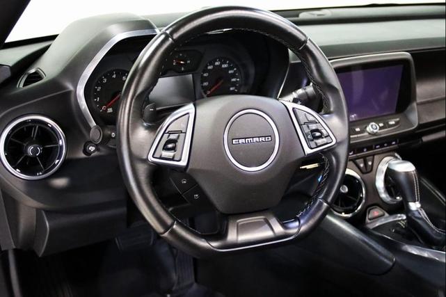 Photo of 2018 Summit White Chevrolet Camaro