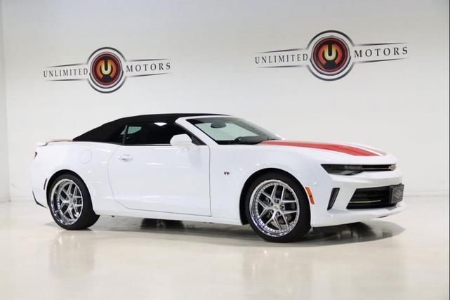 Photo of 2018 Summit White Chevrolet Camaro