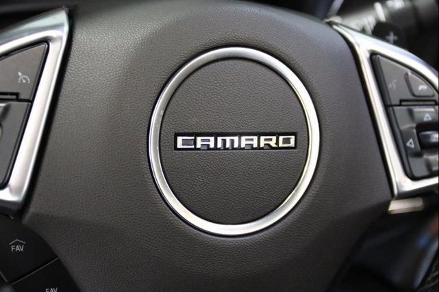 Photo of 2018 Summit White Chevrolet Camaro