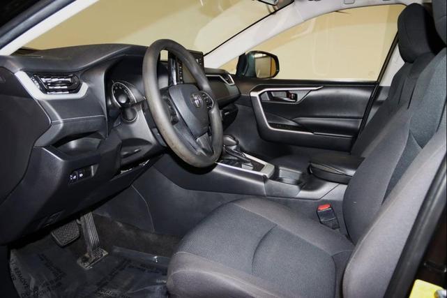Photo of 2021 Midnight Black Metallic Toyota RAV4