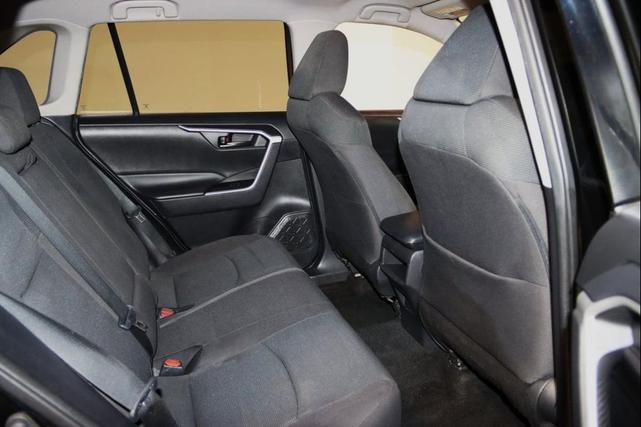 Photo of 2021 Midnight Black Metallic Toyota RAV4
